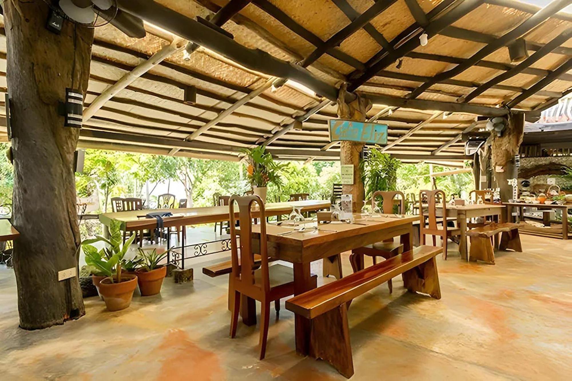 Oldwoods By The Sea Nature Resort Bani Pangasinan Eksteriør billede